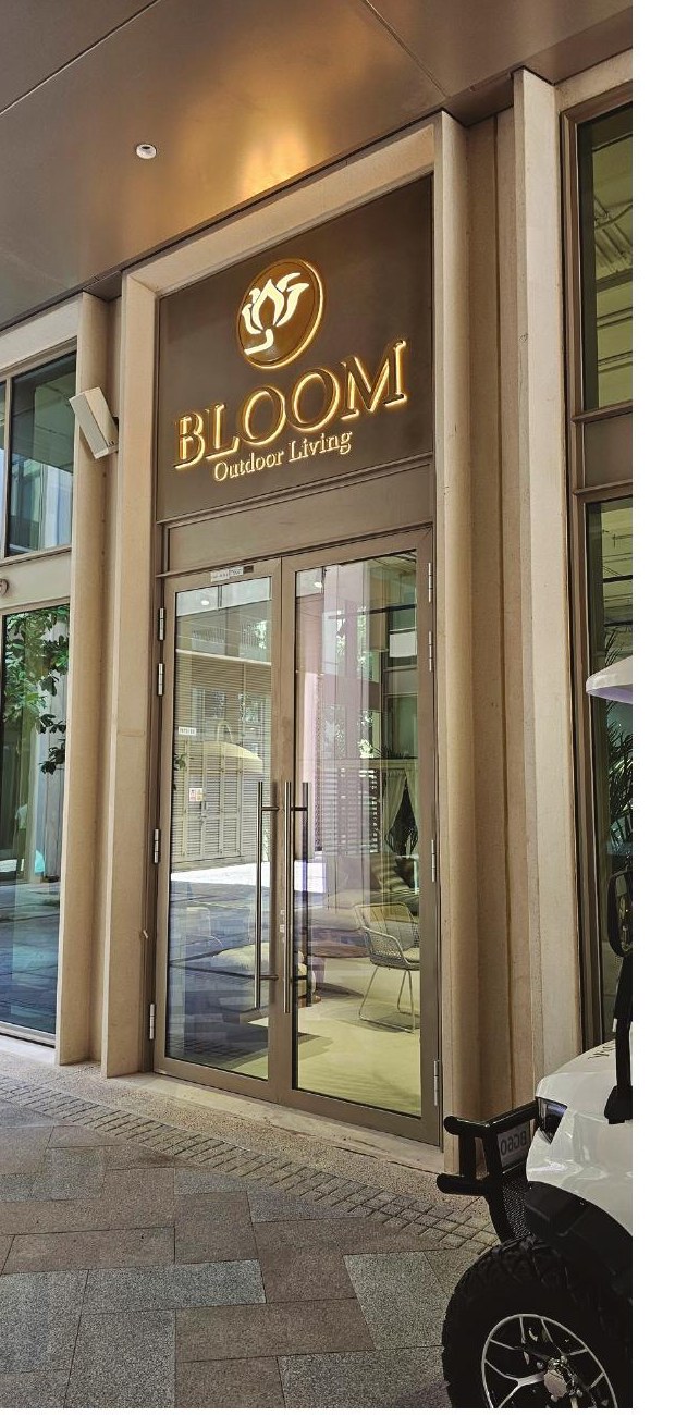 Bloom 3D illuminated signage